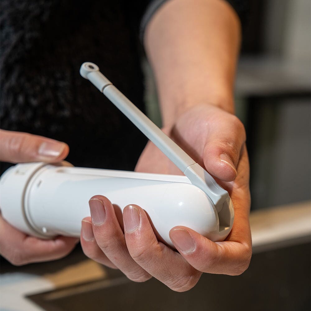 Conor Lumora Rechargeable Electric Portable Travel Bidet Sprayer - Purple conors.com.au 